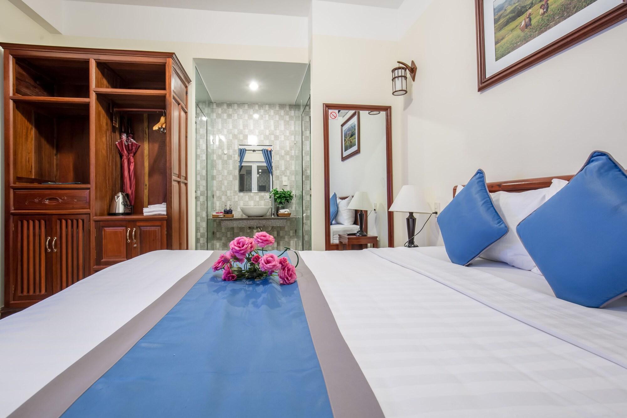 Prince Hotel هوي ان المظهر الخارجي الصورة