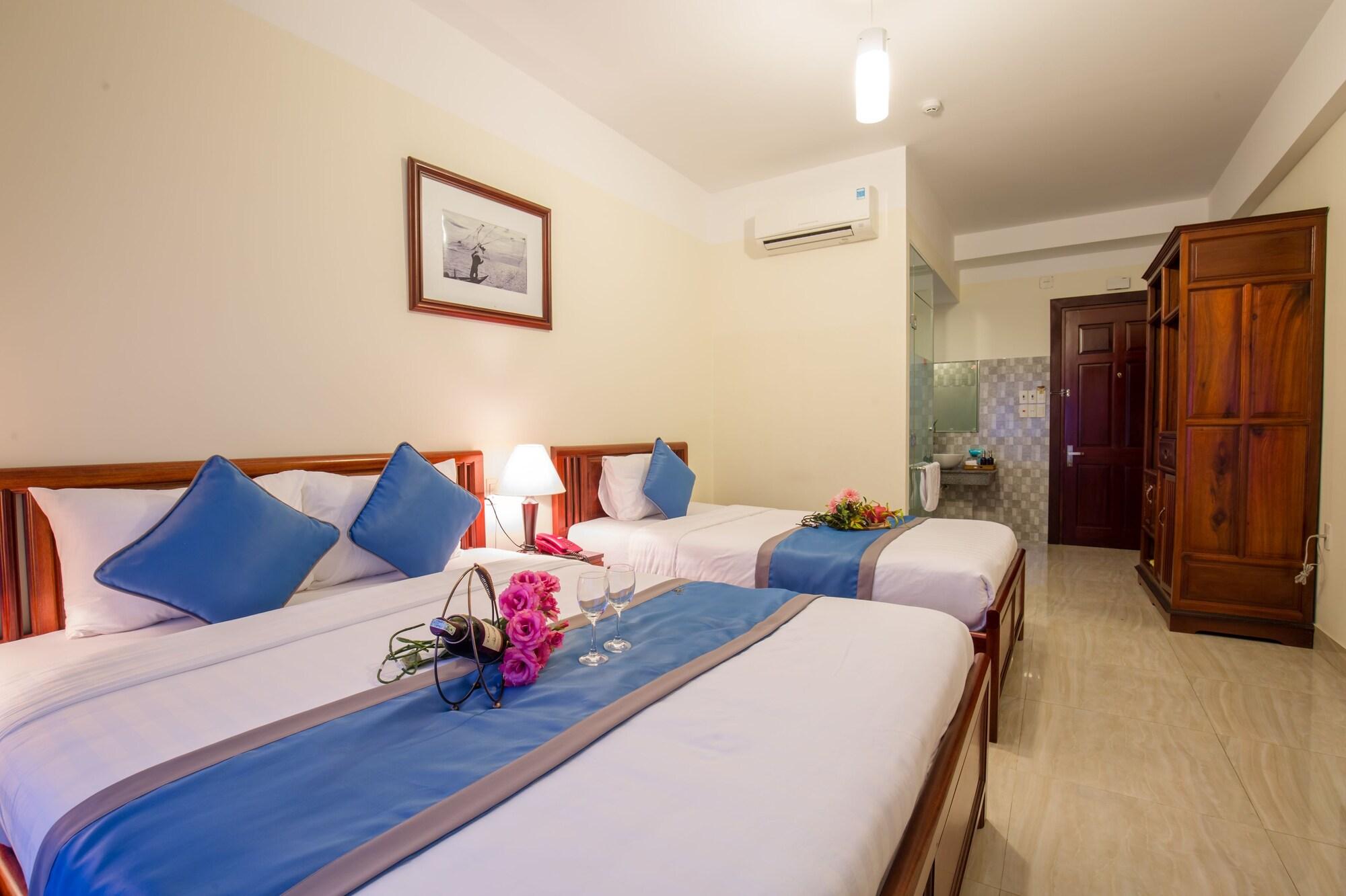 Prince Hotel هوي ان المظهر الخارجي الصورة