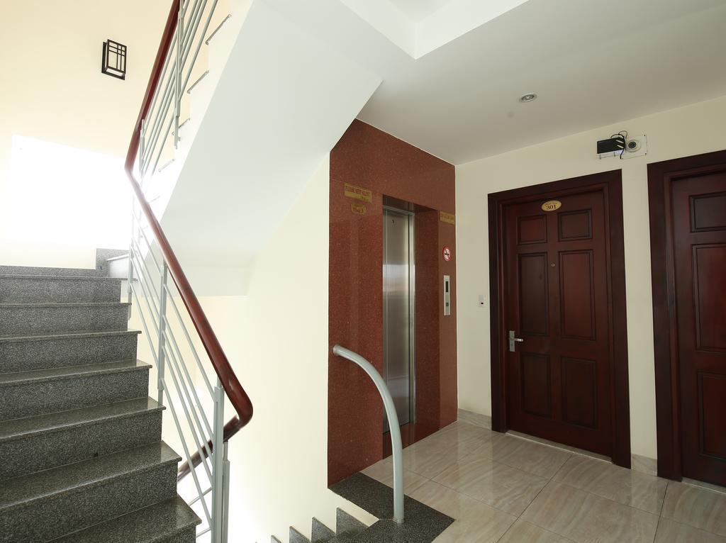 Prince Hotel هوي ان المظهر الخارجي الصورة
